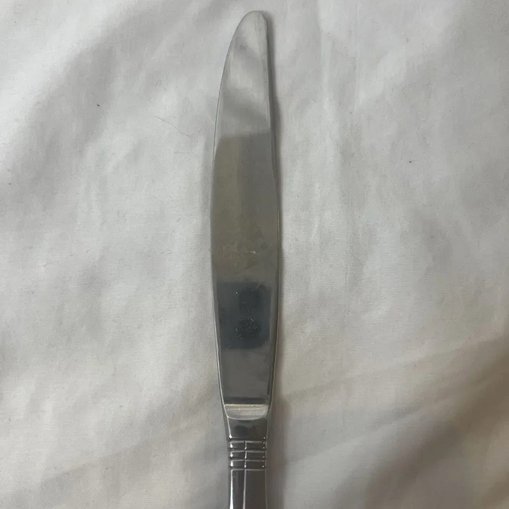 Oneida AMSTERDAM‎ Set of 7 Dinner Knives Stainless Flatware